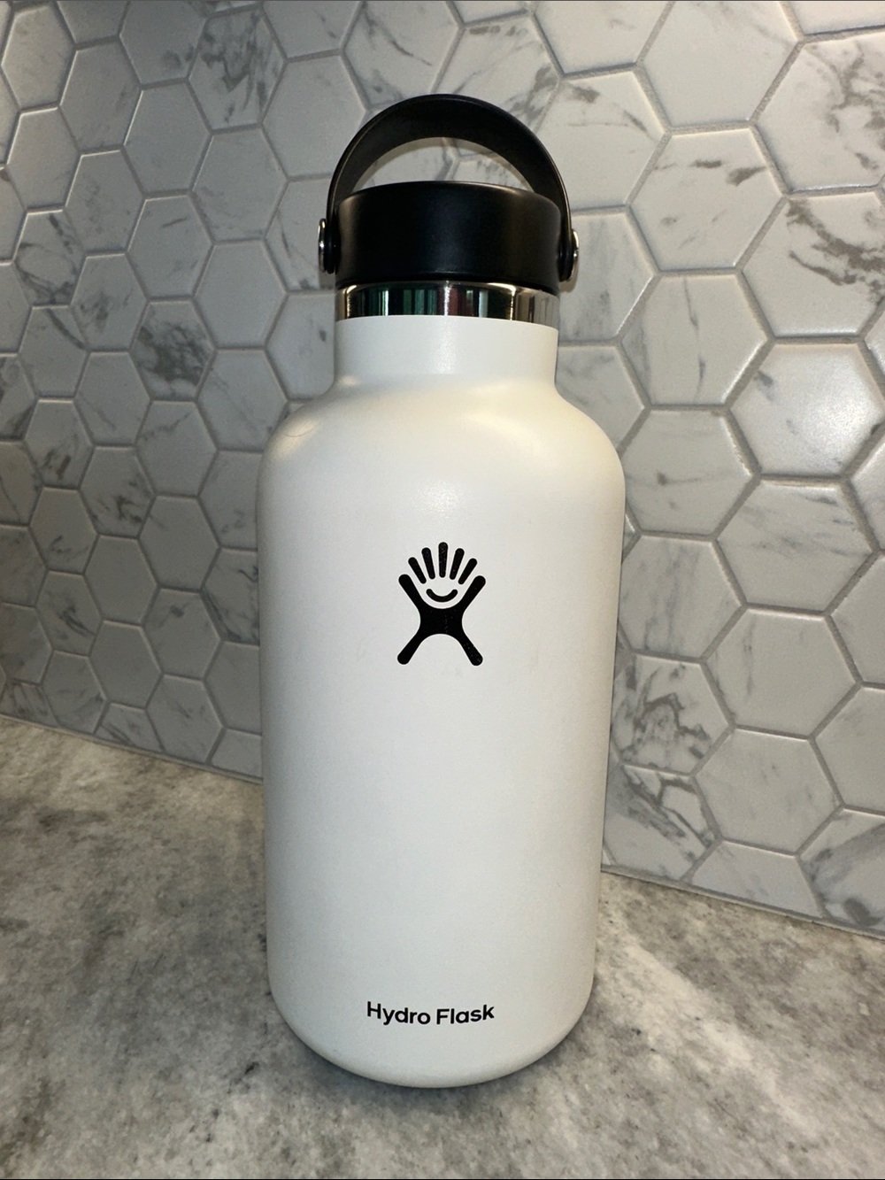 Hydro Flask White Bottle with Black Flex Cap